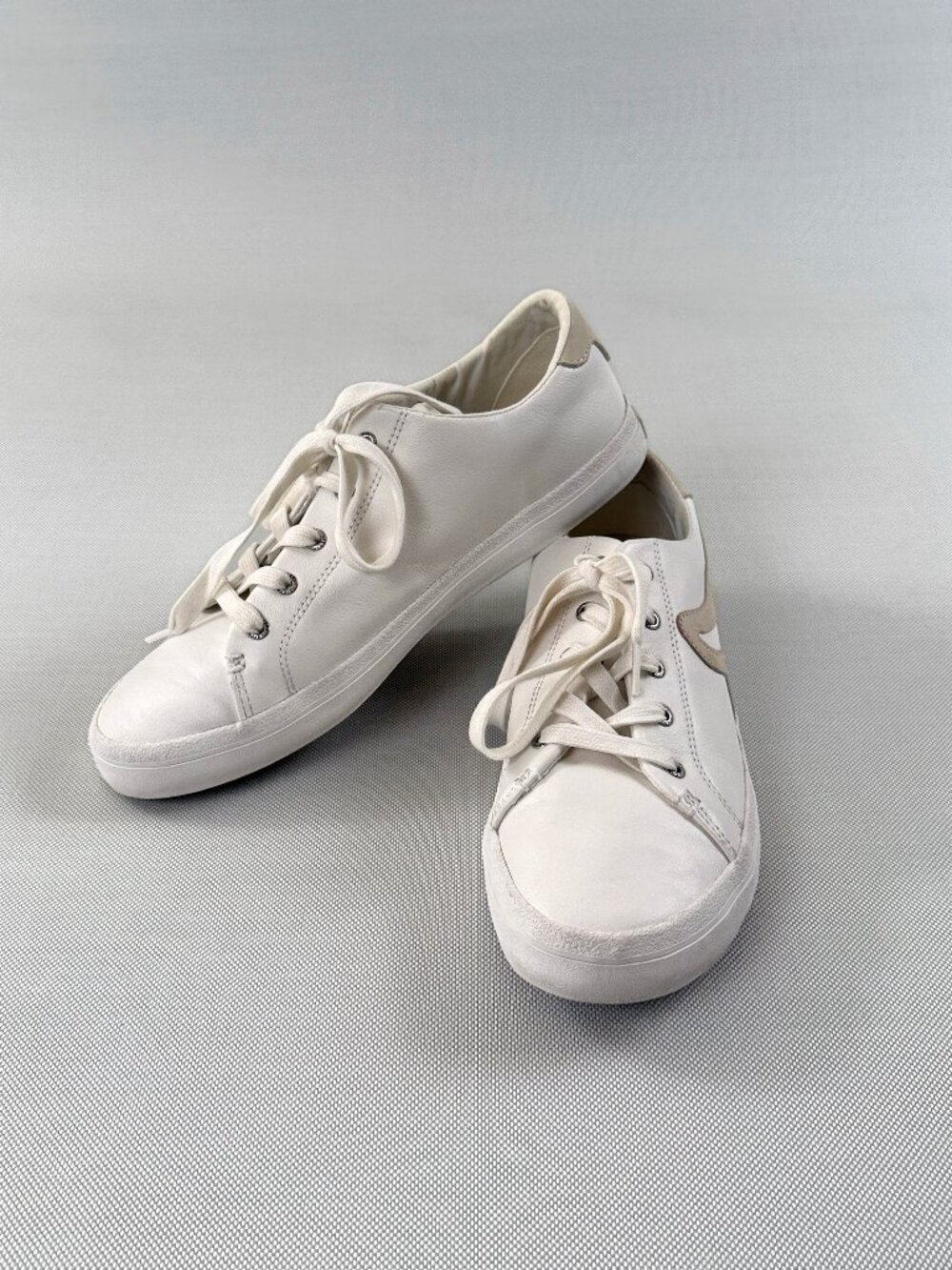 Sperry Sandy LTT Leather Sneakers White Tan Womens 9.5 Lace Up STS89203